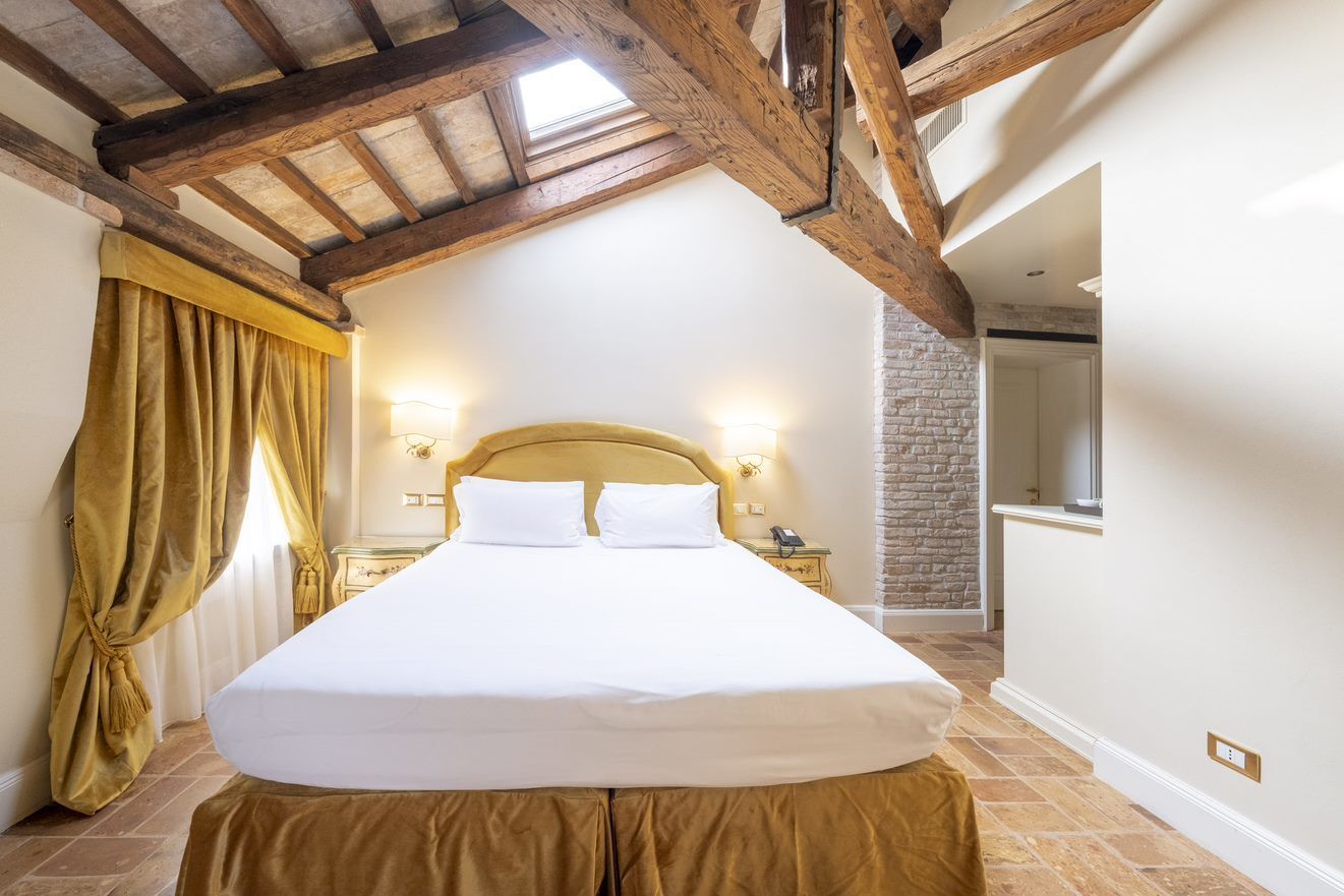 Loft specchi Villa Barbarich