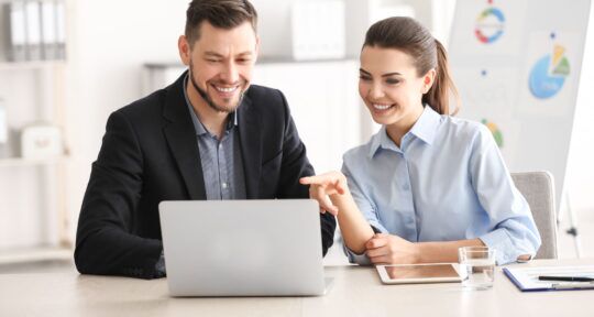 Due manager utilizzano Dataverse