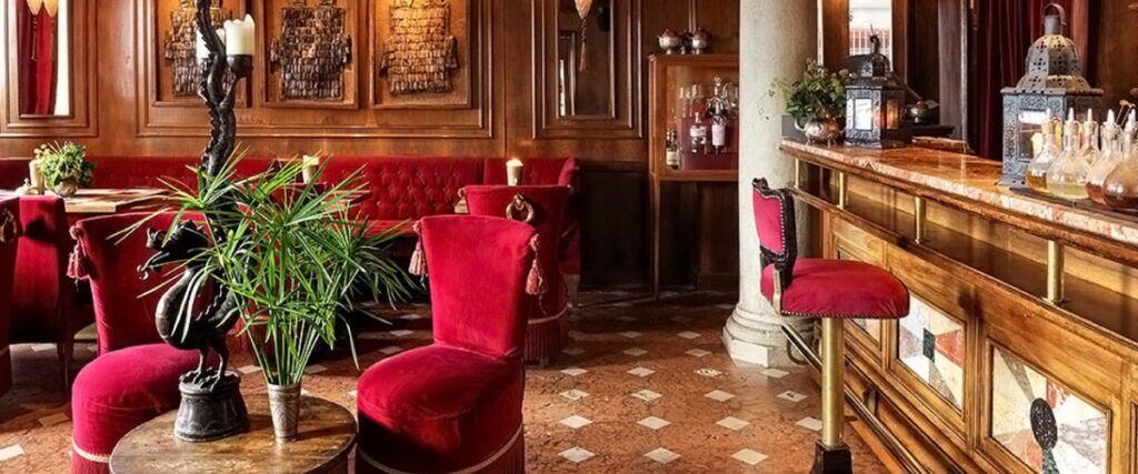 Interno dell'Hotel Metropole