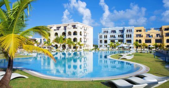 Automatización hotelera en 2026: procesos clave que todo PMS debe cubrir